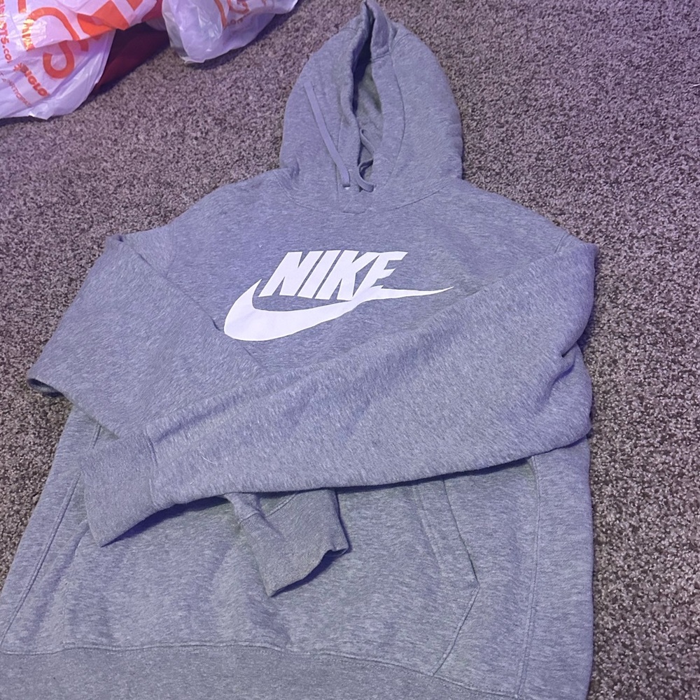nike hoodie